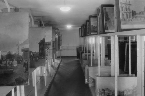 Central Collecting Point Marburg. Depot im Staatsarchiv. Aufnahme: Fotograf unbekannt, 1945/1946 Central Collecting Point Marburg. Depot im Staatsarchiv. Aufnahme: Fotograf unbekannt, 1945/1946